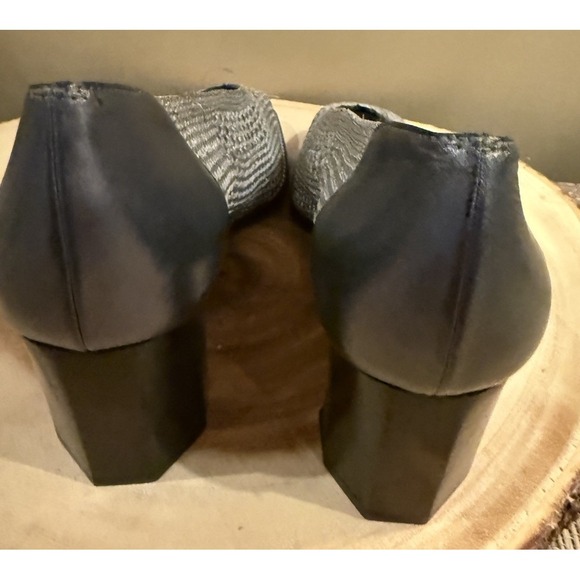 Stuart Weitzman Woven Mesh Point Block Heel Pumps Grey Silver Black Sz-8.5AA New - Picture 12 of 13